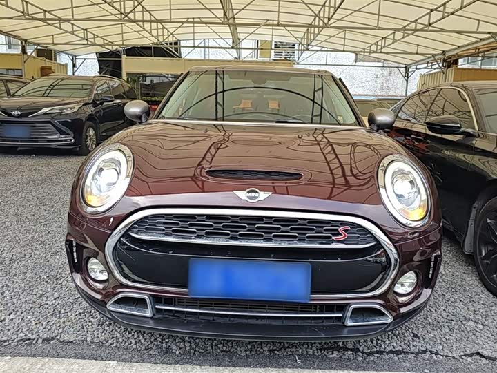MINI Clubman — фото 3