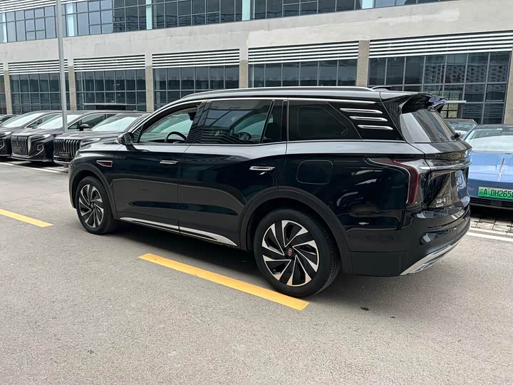 Hongqi HS7 PHEV 2024 2.0 T PHEV 4 WD 6 — фото 4