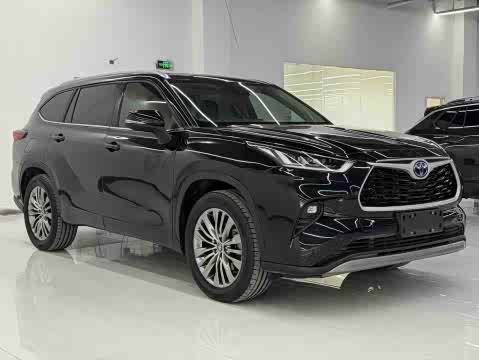 Toyota Highlander — фото 10