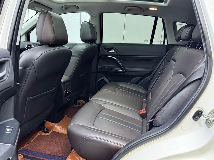 Trumpchi GS4 2019 270 T AT 2 WD — фото 10