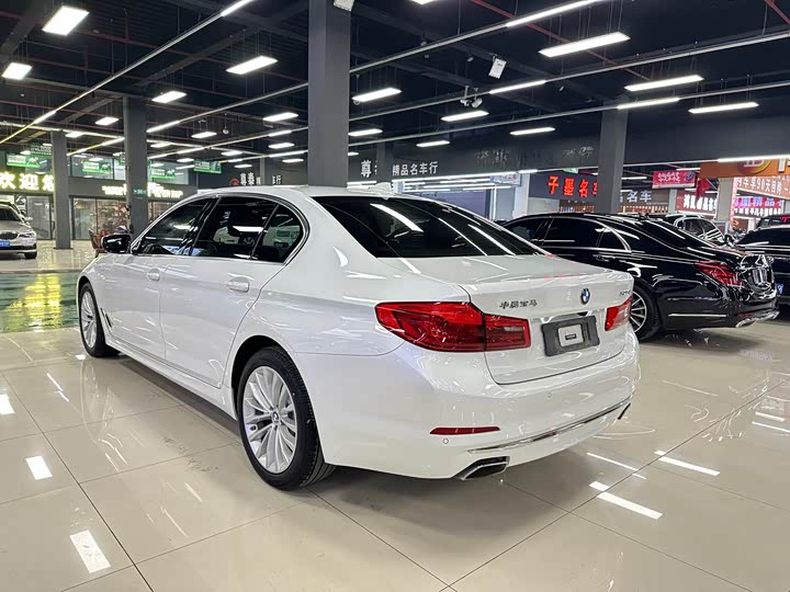 BMW 5-Series 2020 525 Li — фото 4