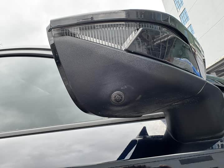 Changan UNI-V 2022 1.5 T — фото 31