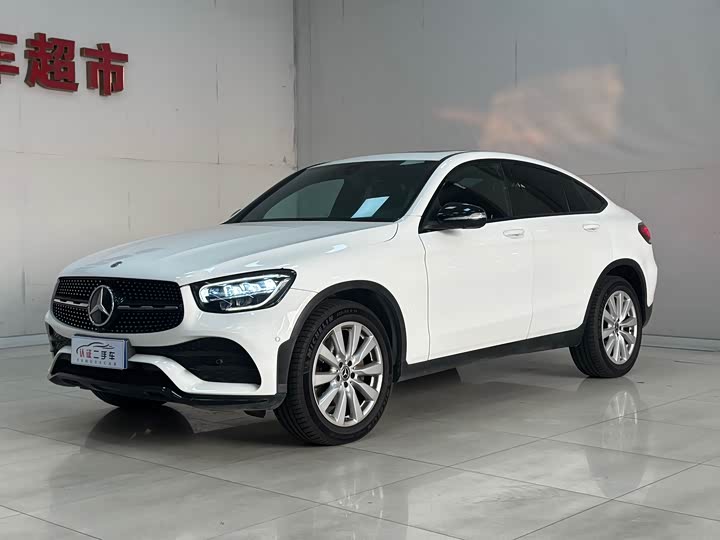 Mercedes-Benz GLC 2020 GLC 260 4 MATIC SUV — фото 1
