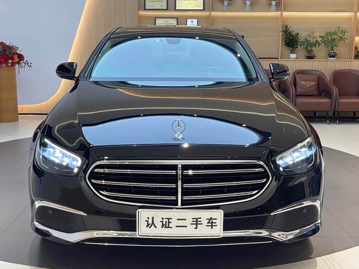 Mercedes-Benz E-Class рестайлинг E 260 L — фото 2