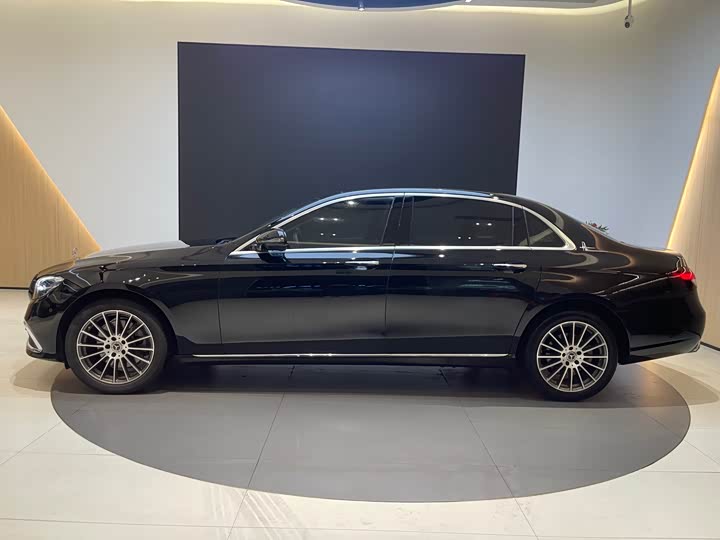 Mercedes-Benz E-Class рестайлинг E 260 L — фото 4