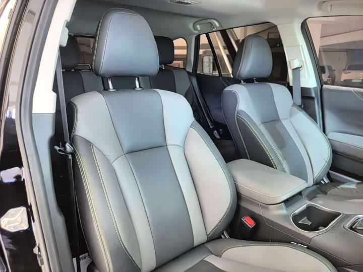 Subaru Outback — фото 16