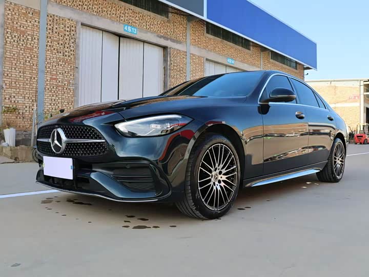 Mercedes-Benz C-Class 2024 C 260 L — фото 1