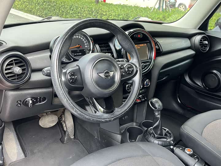 MINI Hatch — фото 14