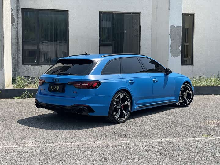 Audi RS4 2021 RS 4 Avant — фото 6
