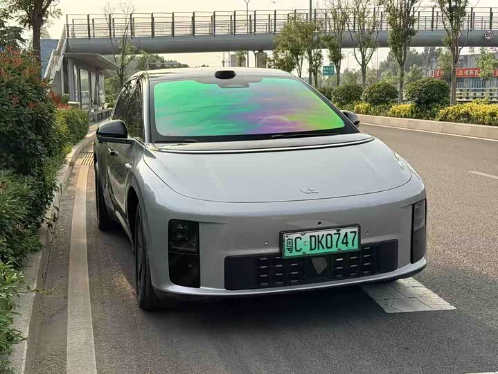 Li Auto i 6 2025 2 WD
