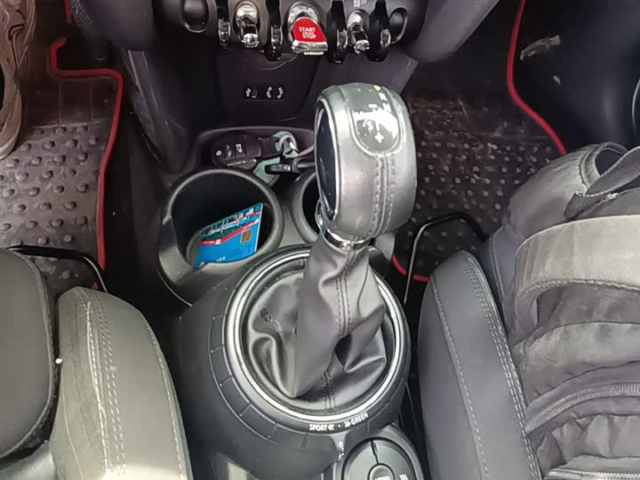 MINI Hatch — фото 14