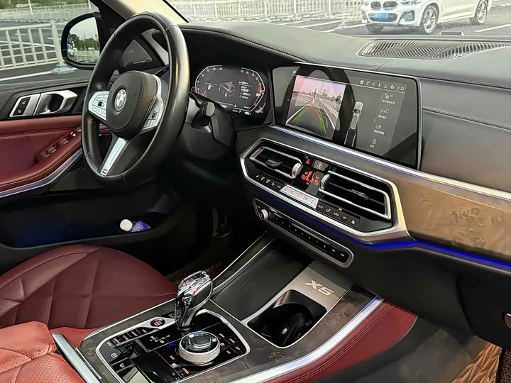 BMW X5 xDrive 30Li M спортпакет — фото 7