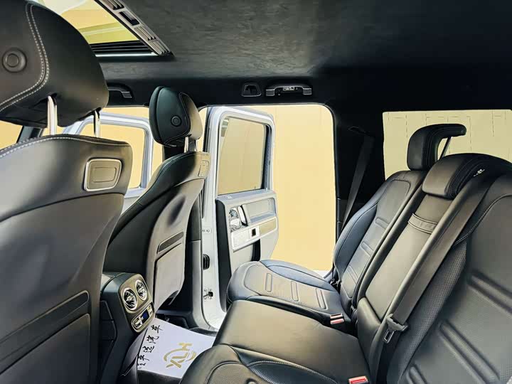 Mercedes-Benz G-Class 2022 G 500 — фото 12