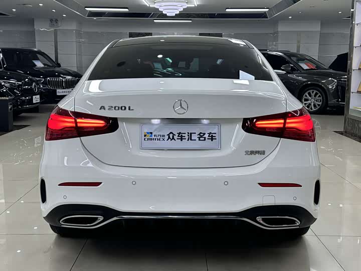 Mercedes-Benz A-Class 2024 A 200 L — фото 5
