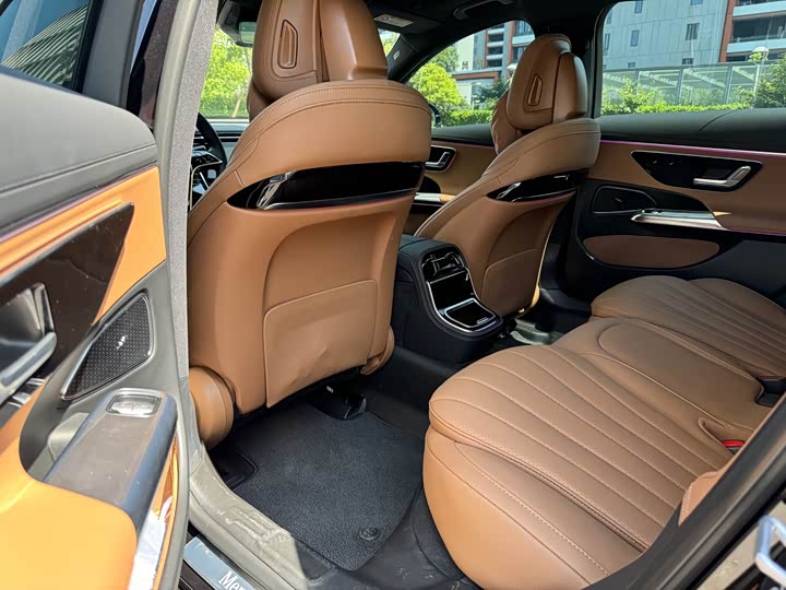 Mercedes-Benz E-Class E 260 L — фото 11