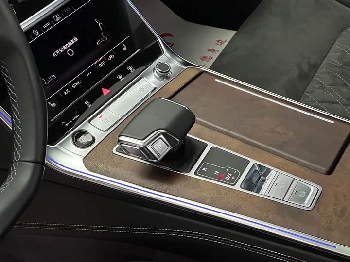Audi A6L 2023 55 TFSI quattro — фото 12