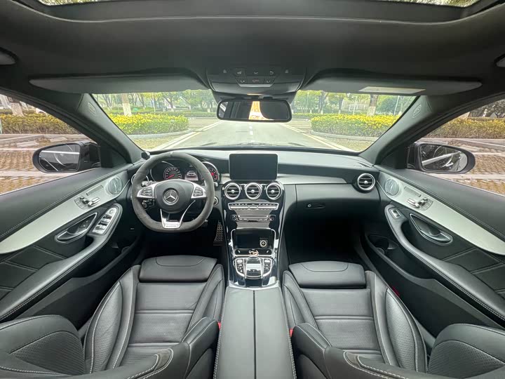 Mercedes-Benz C-Class 2017 AMG C 63 — фото 11
