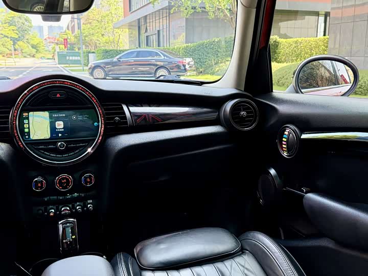 MINI Hatch — фото 19