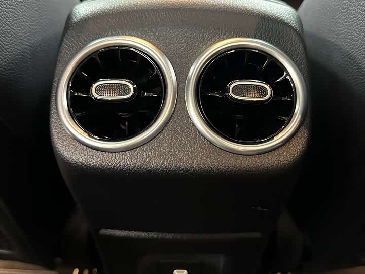 Mercedes-Benz A-Class 2024 A 200 L — фото 22