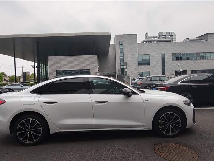 Audi A5L 2026 2.0 T Plus — фото 3