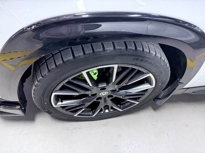 Changan UNI-T 2023 1.5 T Premium — фото 5