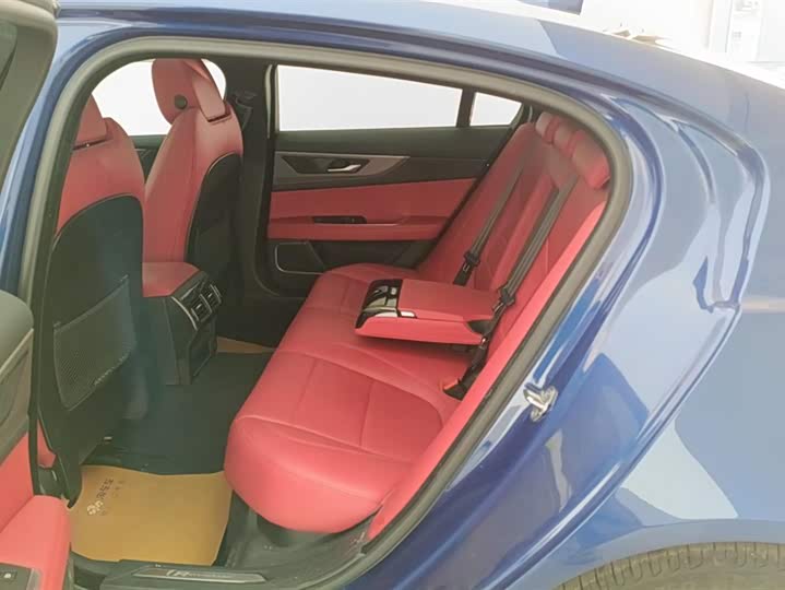 Jaguar XEL 2021 2.0 T 250 PS R-DYNAMIC S — фото 11