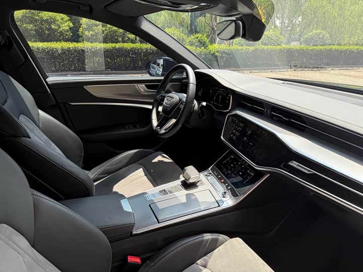 Audi A6L 2023 45 TFSI — фото 7