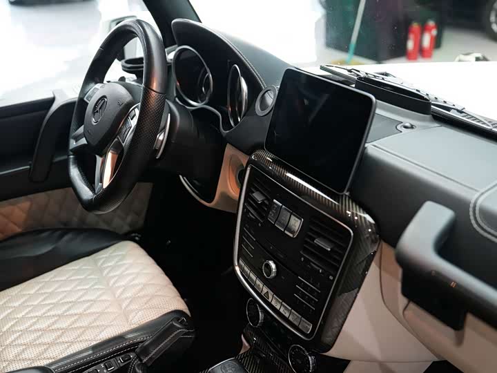 Mercedes-Benz G-Class 2016 AMG G 63 Edition 463 — фото 32