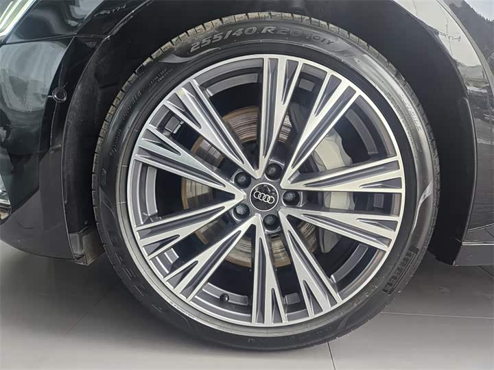 Audi A6L 2024 55 TFSI quattro — фото 15