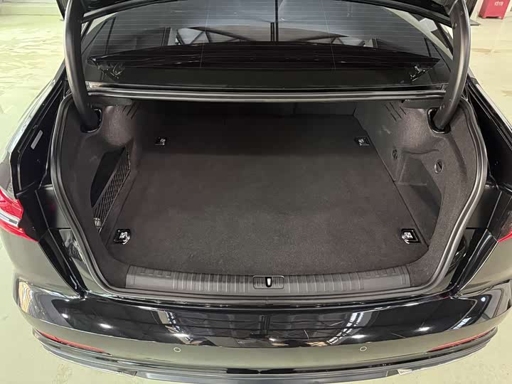 Audi A6L 2020 55 TFSI e quattro — фото 9