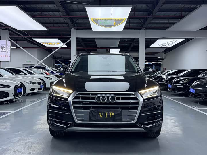 Audi Q5L 40 TFSI базовая — фото 2