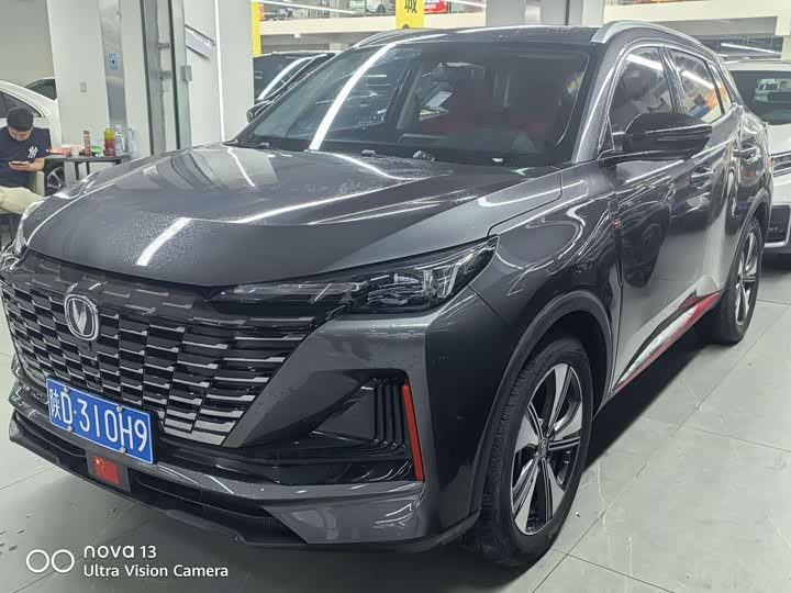 Changan CS55 PLUS 2022 1.5 T DCTPremium — фото 1