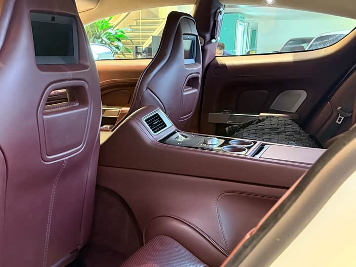 Aston Martin Rapide 2013 6.0 L S — фото 13