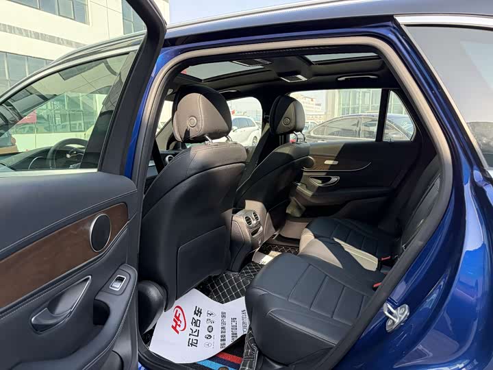 Mercedes-Benz GLC 2020 GLC 260 L 4 MATIC Luxury — фото 9