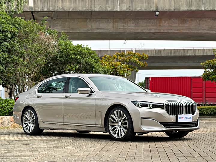 BMW 7 Series — фото 3