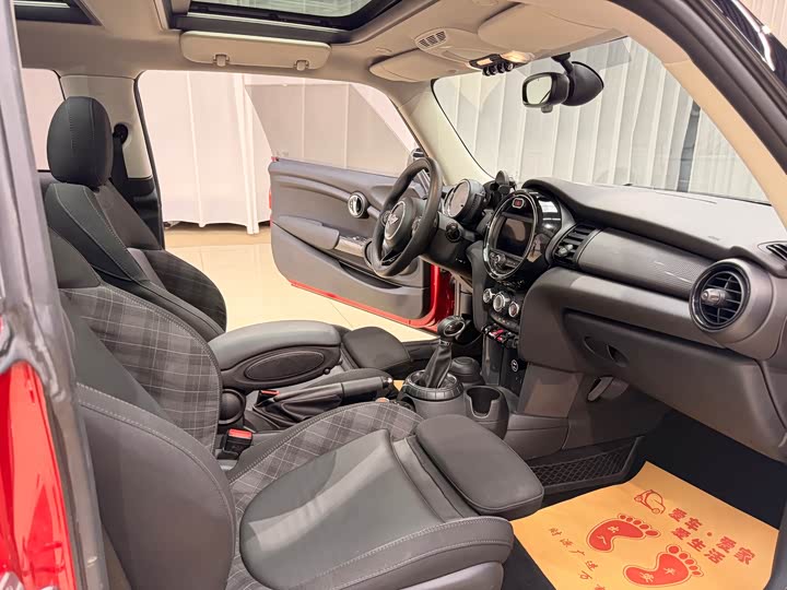 MINI Hatch — фото 10