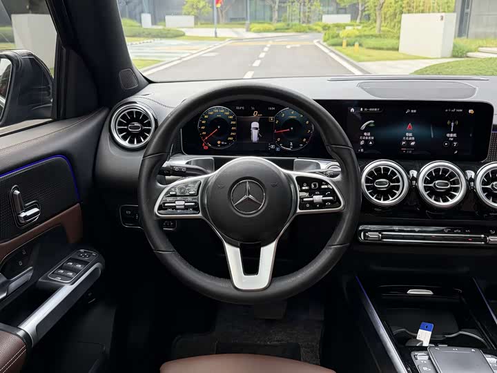Mercedes-Benz GLB 2021 GLB 180 — фото 14