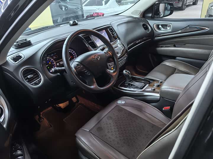 Infiniti QX60 2018 2.5 S/C Hybrid 2 WD VI — фото 8