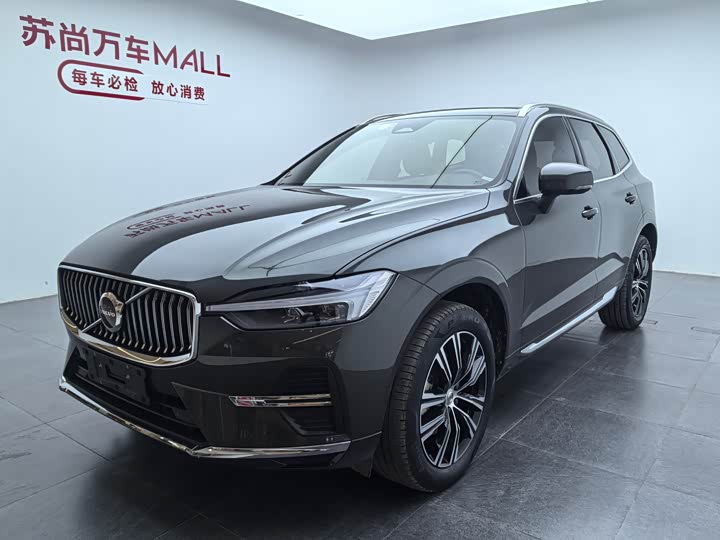 Volvo XC60 2022 B 5 4 WD — фото 1