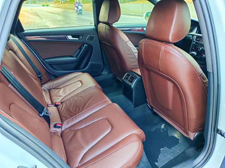 Audi A4L 2015 35 TFSI ATComfort — фото 13