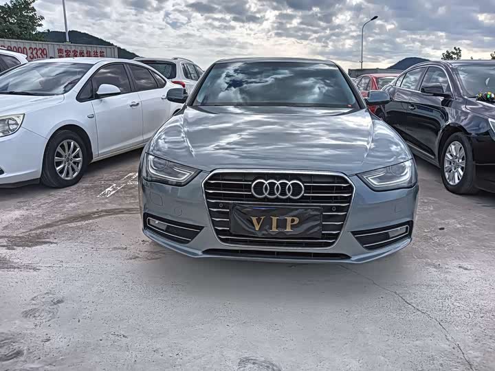 Audi A4L 35 TFSI автомат стандарт — фото 2