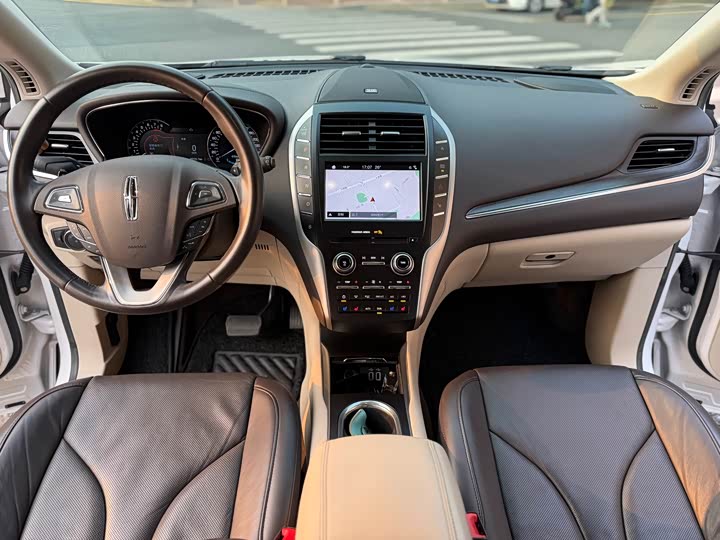 Lincoln MKC 2019 2.0 T 4 WD VI — фото 5