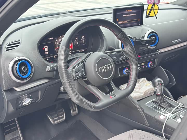 Audi S3 рестайлинг S3 2.0T Limousine — фото 18