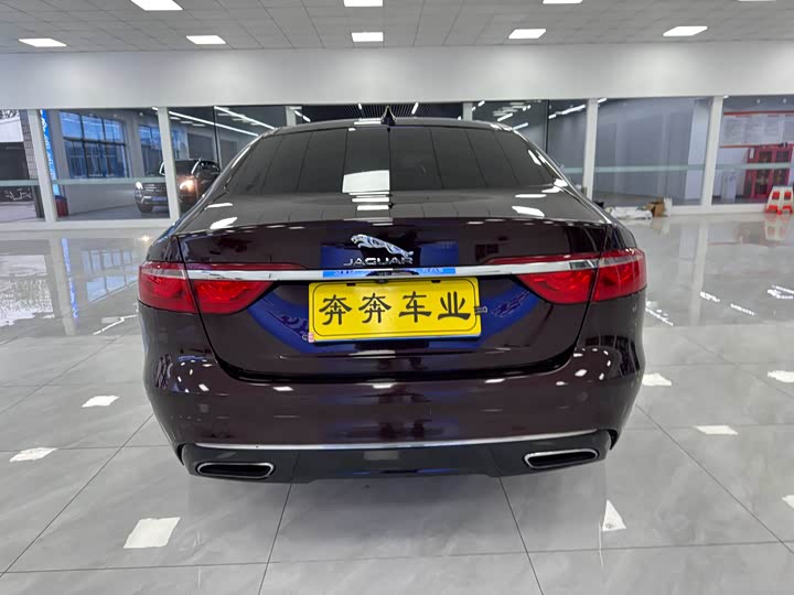 Jaguar XFL 2018 XFL 2.0 T 250 PS — фото 6