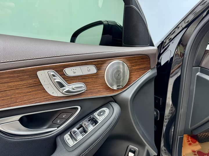 Mercedes-Benz GLC 2021 GLC 300 L 4 MATIC — фото 9