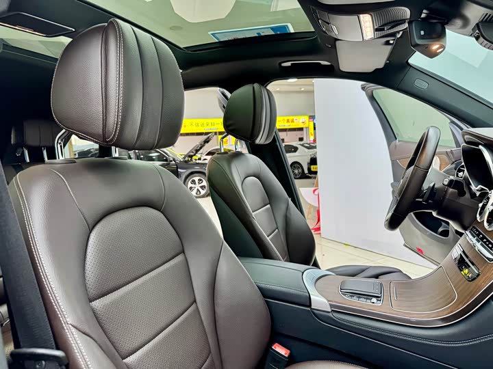 Mercedes-Benz GLC 2021 GLC 300 L 4 MATIC — фото 17