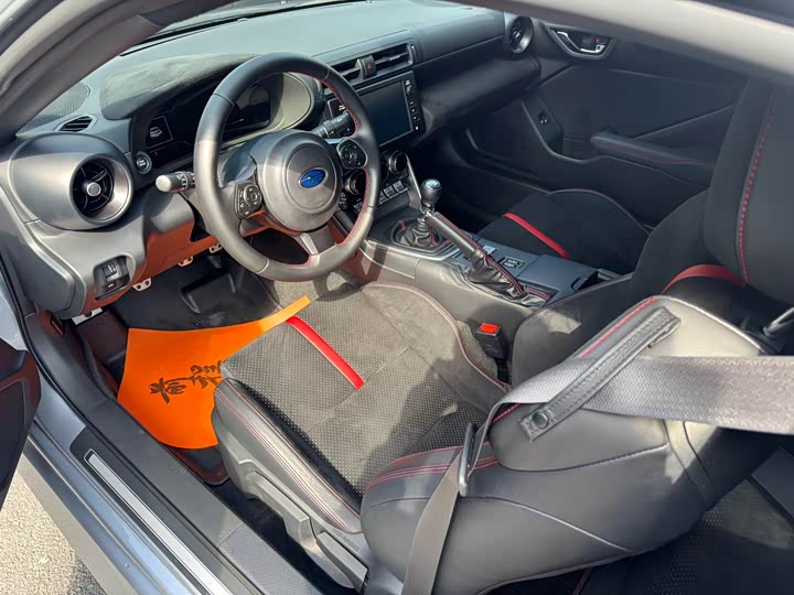 Subaru BRZ 2022 2.4 L MT — фото 8