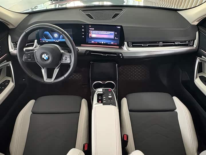 BMW X2 2024 s Drive 25i M — фото 6