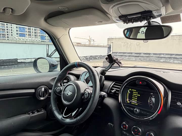 MINI Hatch — фото 12