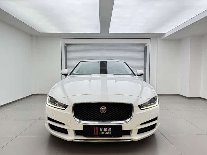 Jaguar XEL 2018 2.0 T 200 PS — фото 2